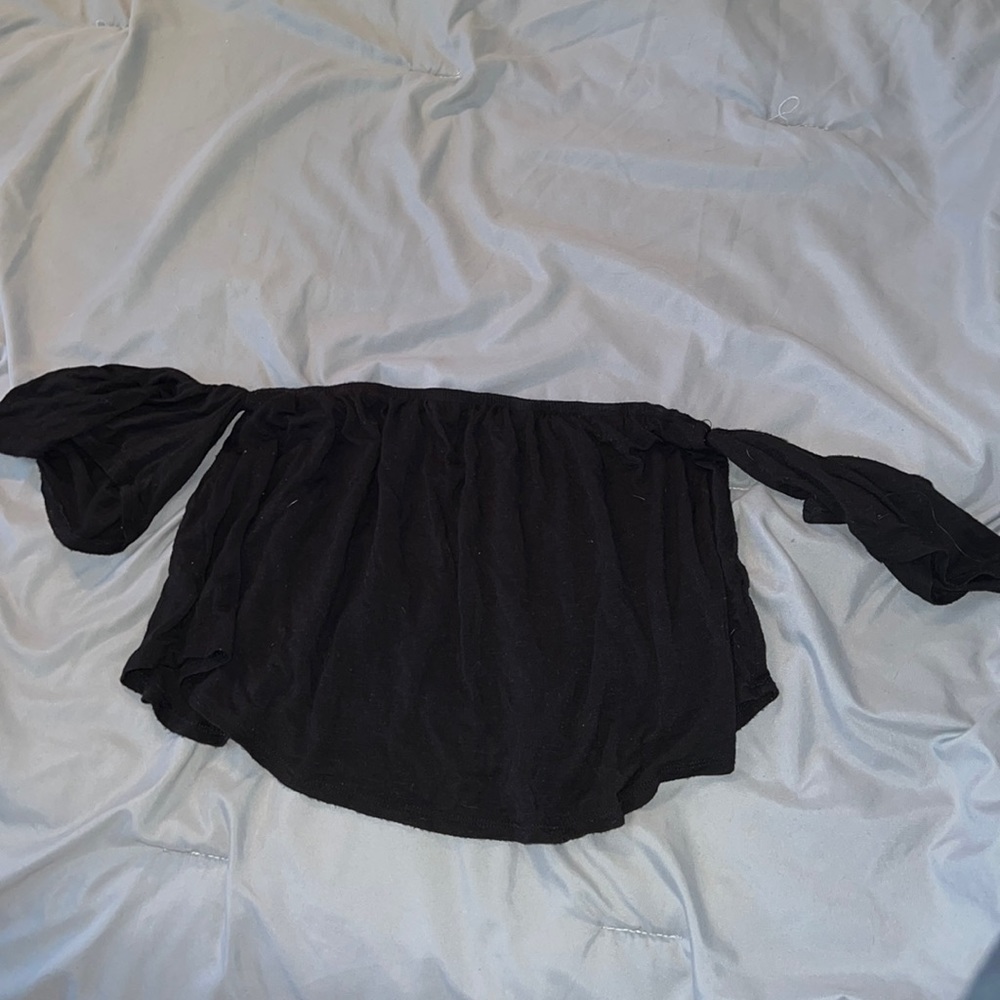 Black crop top